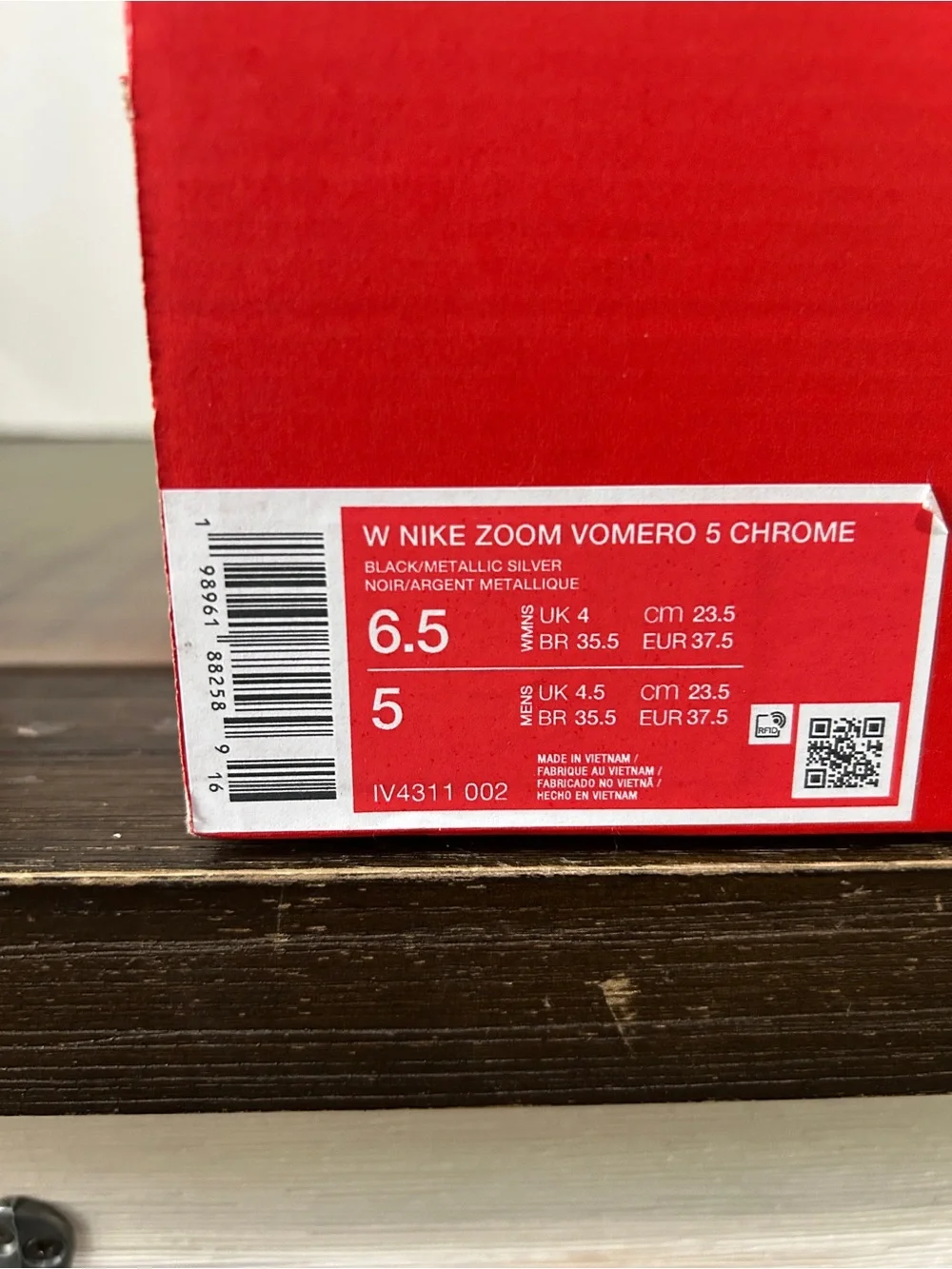 Nike Air Zoom Vomero 5 ‘Black Metallic Silver’ Womens